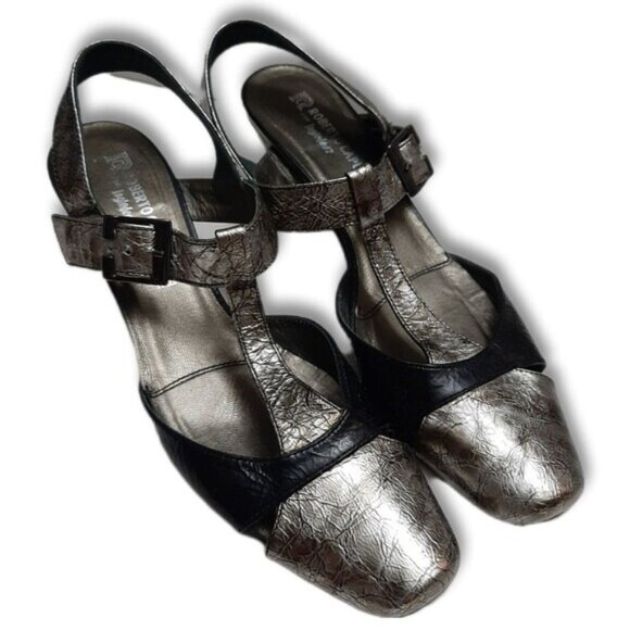 ROBERTO CAPUCCI Italy Genuine Leather T-strap Slingback Pump Heels Sz 7.5 AAA - Picture 1 of 16